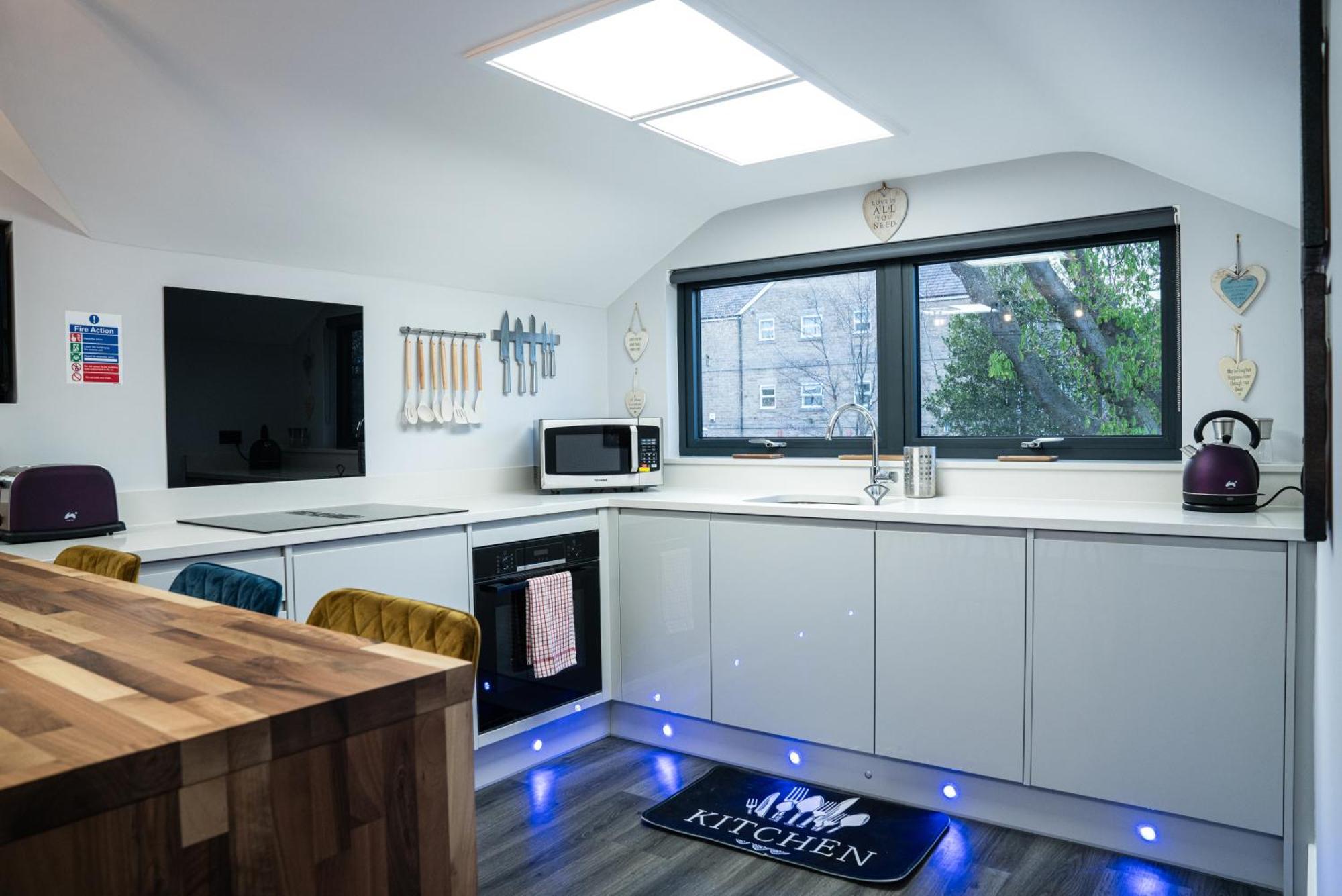 Chestnut Retreat A Stunning Annex Apartment Ossett 외부 사진
